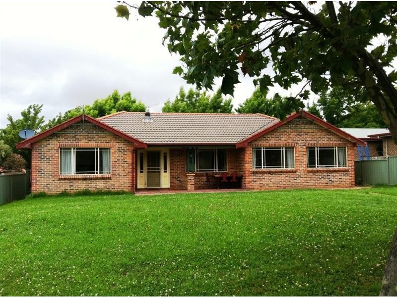 R4/6 Fiona Place, Armidale NSW 2350