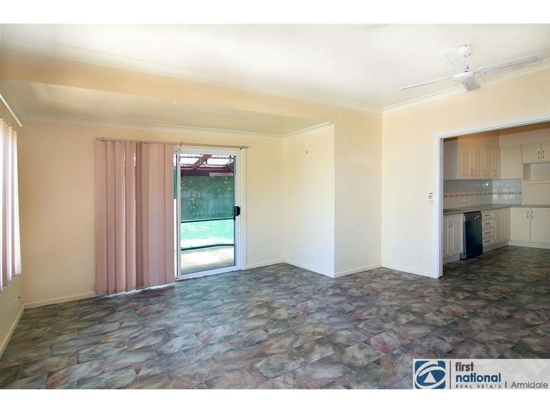 1 Bligh Avenue, Uralla NSW 2358