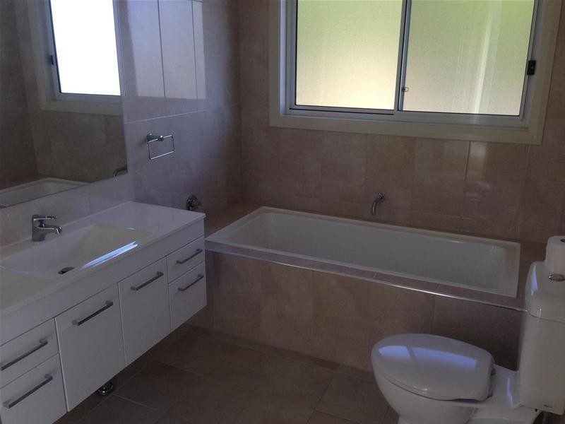 35 Marsh Street, Armidale NSW 2350