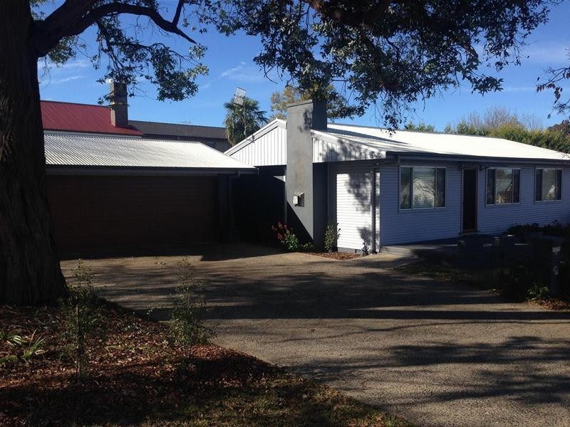 35 Marsh Street, Armidale NSW 2350