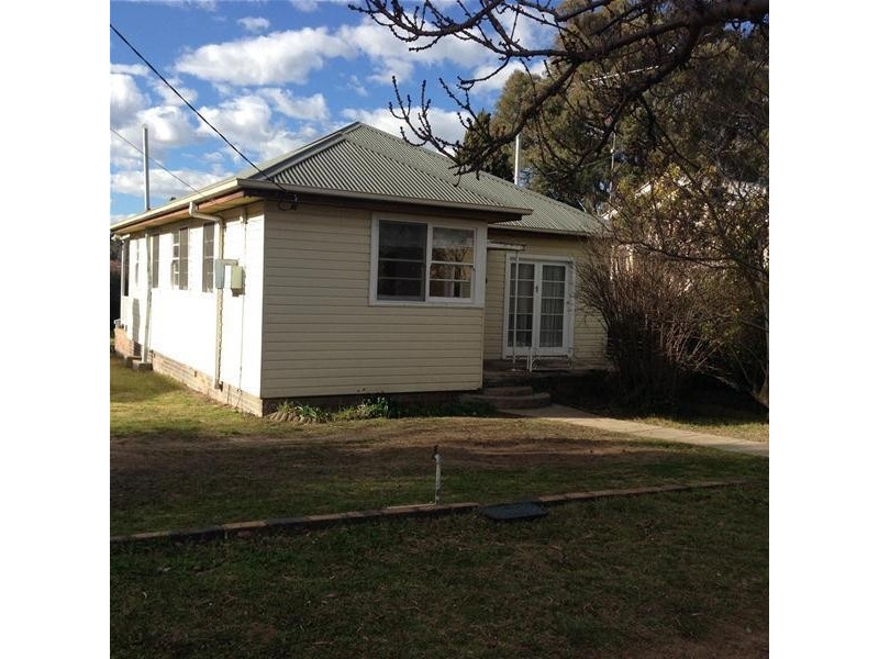 231 Dumaresq Street, Armidale NSW 2350