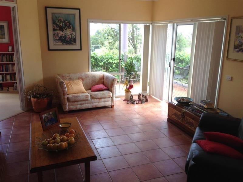 9 Rosecommon Avenue, Armidale NSW 2350