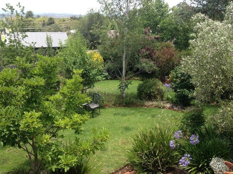 9 Rosecommon Avenue, Armidale NSW 2350