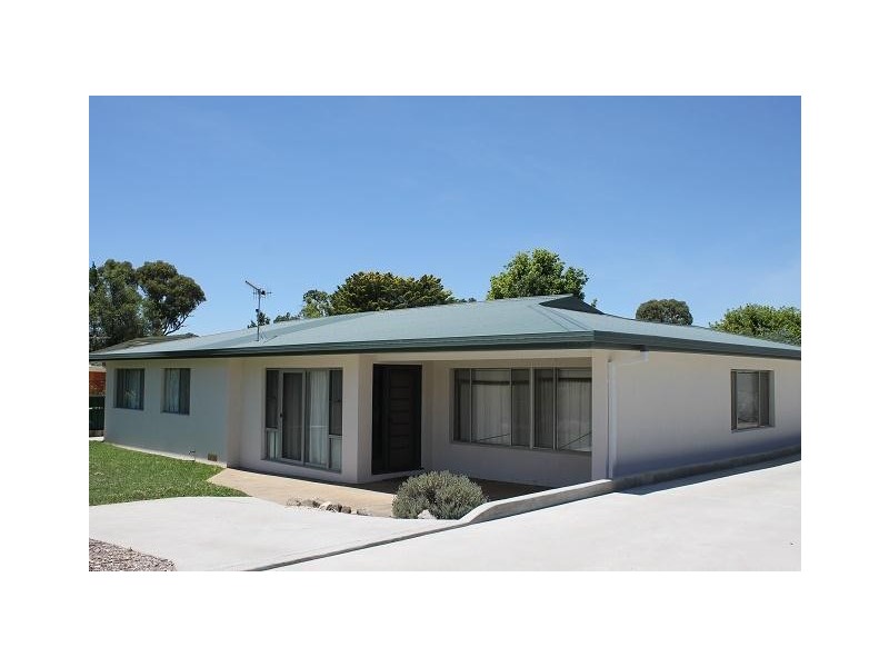 100 Lynches Road, Armidale NSW 2350