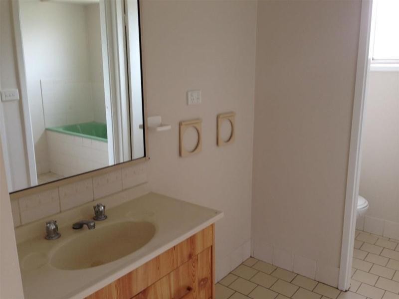 31 Centennial Close, Armidale NSW 2350