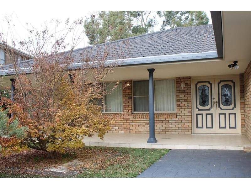 2 Eulahbar Crescent, Armidale NSW 2350