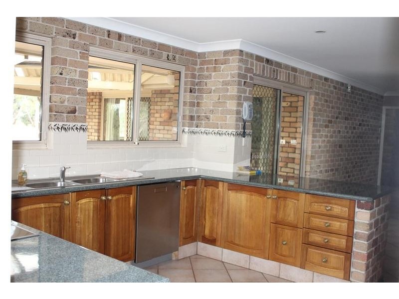 2 Eulahbar Crescent, Armidale NSW 2350