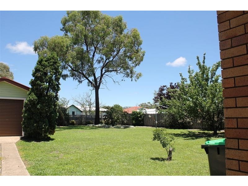 4 Enid Street, Armidale NSW 2350