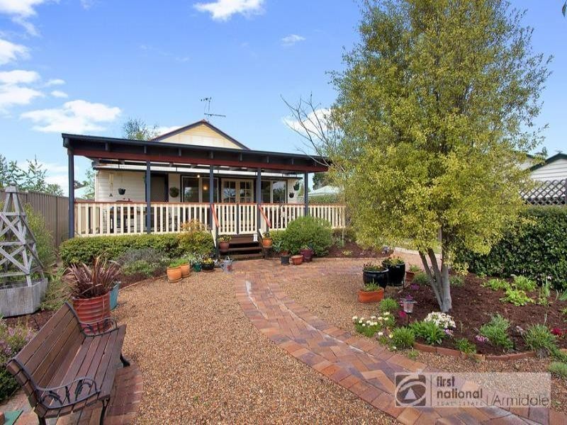 92 Douglas Street, Armidale NSW 2350