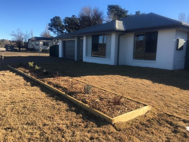 9 Lara Avenue, Armidale NSW 2350