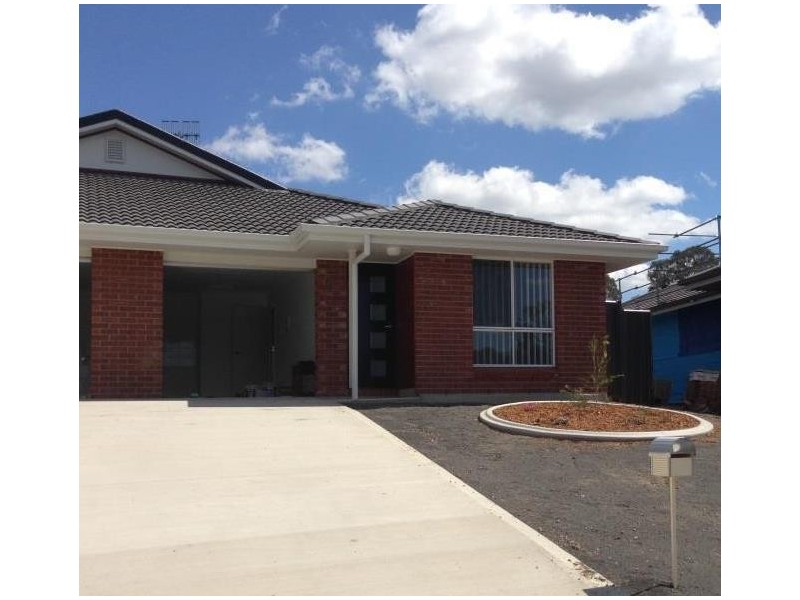 2/10 Schaefer Drive, Armidale NSW 2350