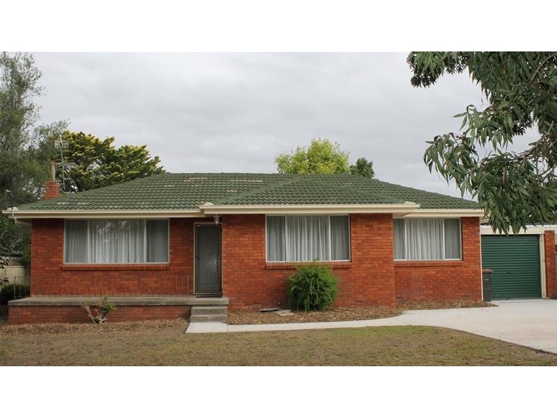 98 Lynches Road, Armidale NSW 2350