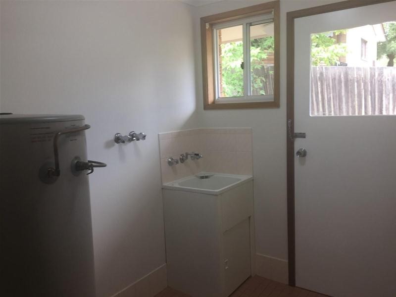 11 Verna Close, Armidale NSW 2350