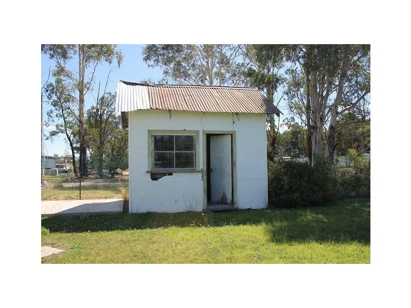 9 Depot Road, Uralla NSW 2358