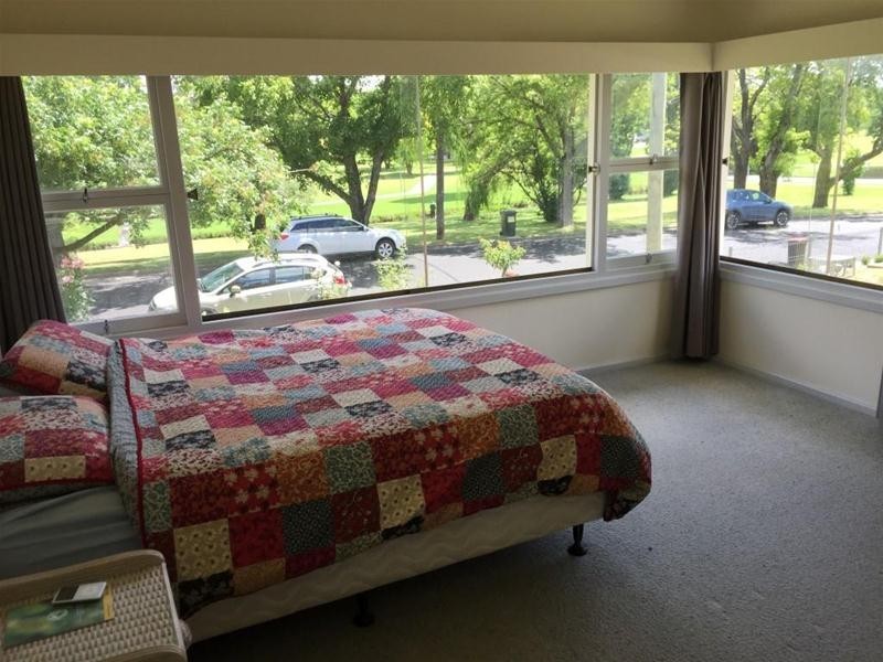 127 Kirkwood Street, Armidale NSW 2350