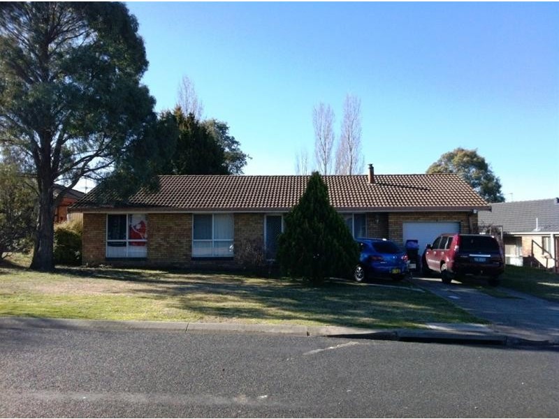 7 Alahna Drive, Armidale NSW 2350