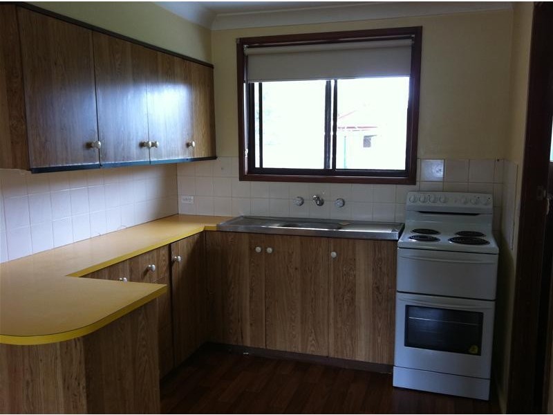 3/4 Oliver Avenue, Armidale NSW 2350