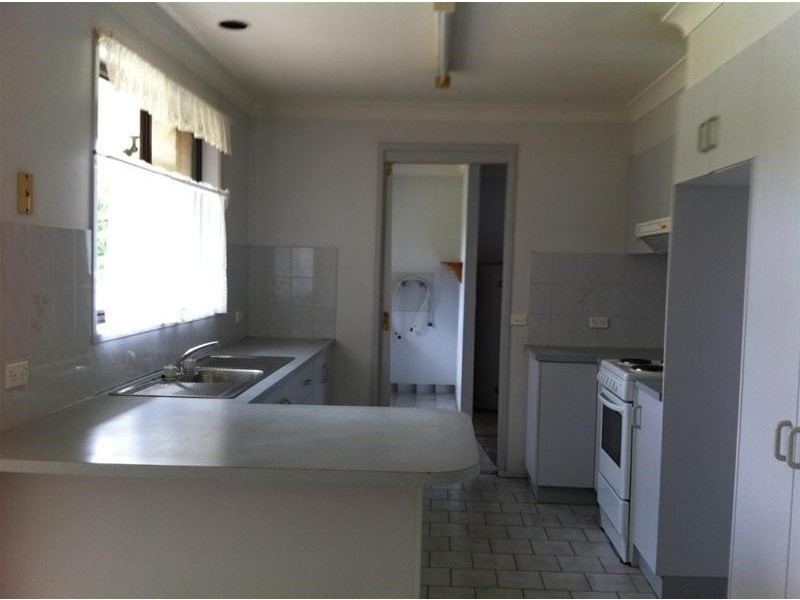 20 Evangelene Crescent, Armidale NSW 2350