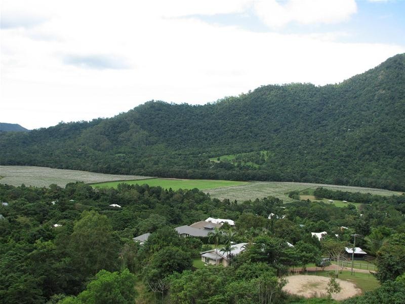 43 Mount William Close, Redlynch QLD 4870