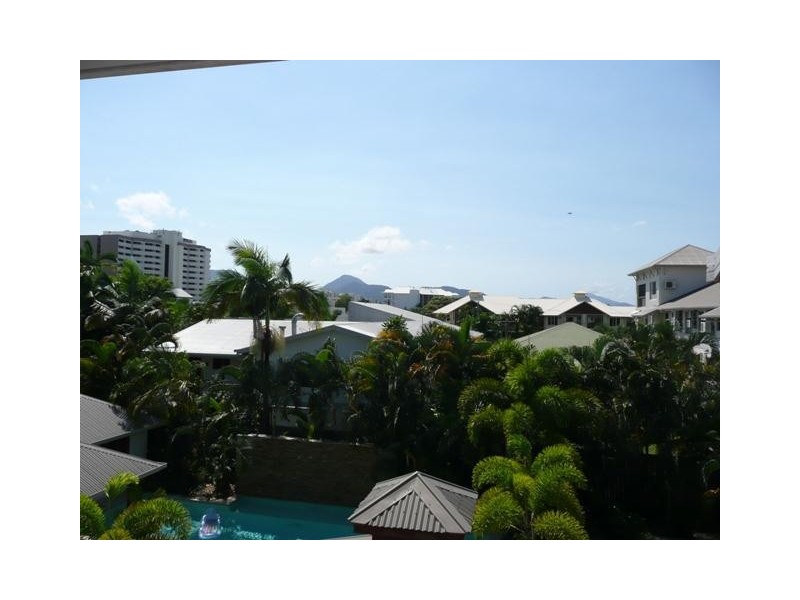 22/242 Grafton  Street, Cairns North QLD 4870