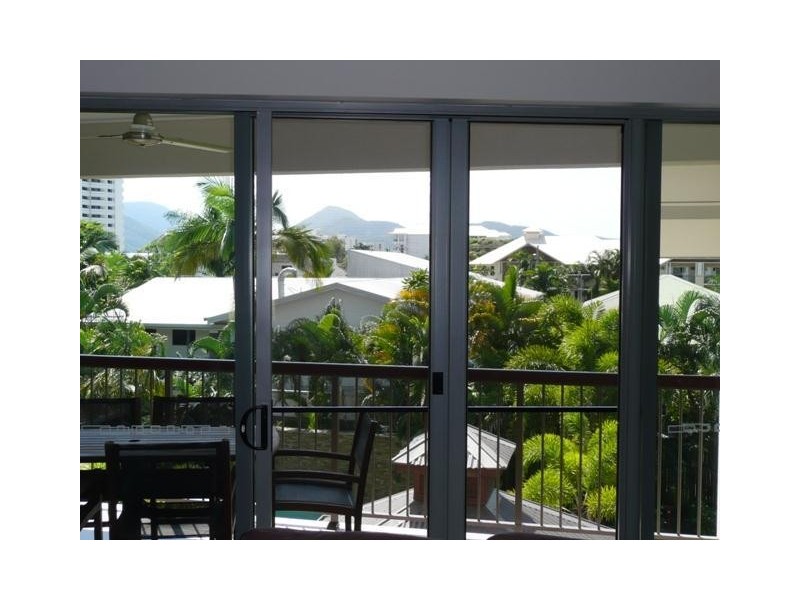 22/242 Grafton  Street, Cairns North QLD 4870