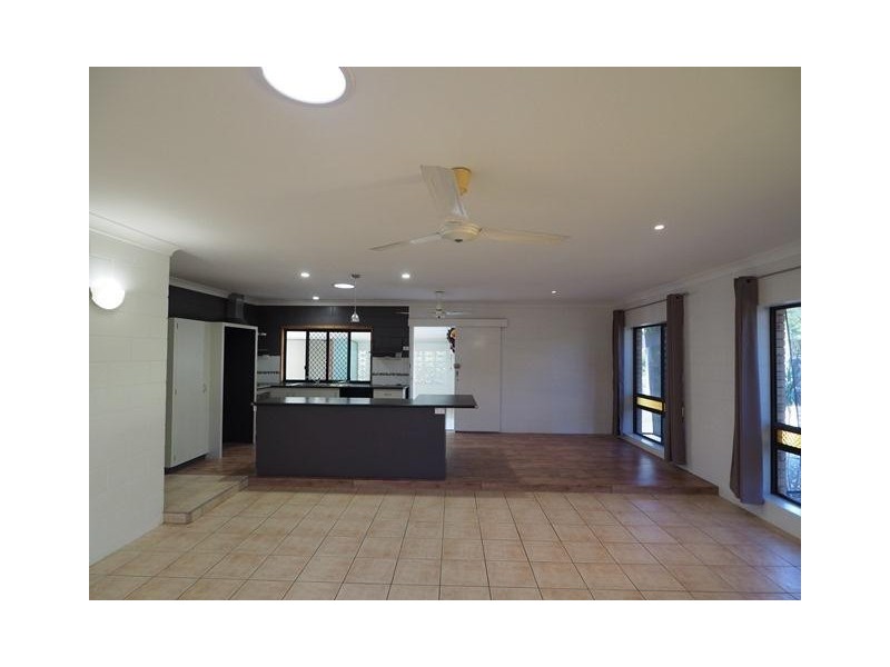 10 Ponticello Street, Whitfield QLD 4870