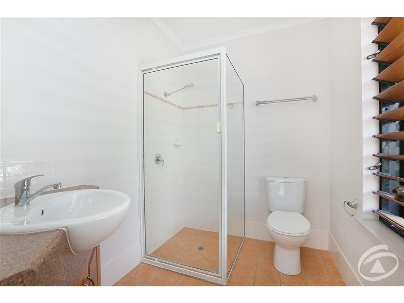 4/5 Le Grande Street, Freshwater QLD 4870