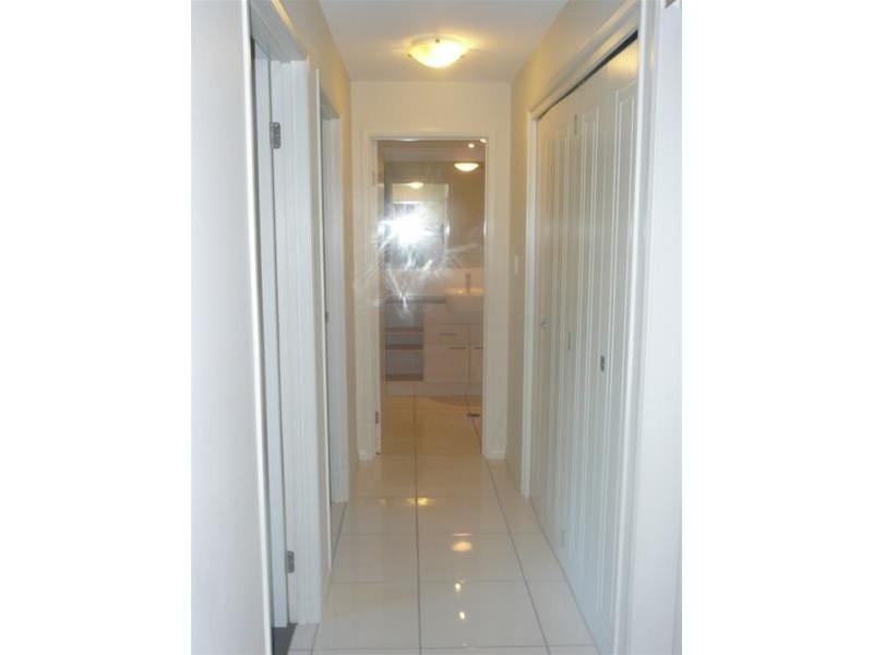 2/9-15 Mclean Street, Cairns North QLD 4870