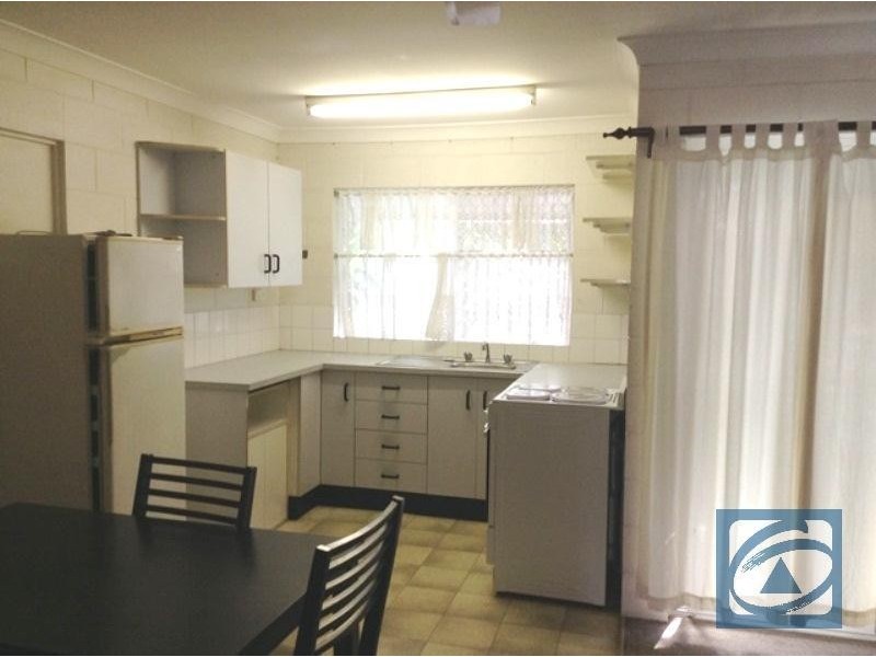 8/5 Nelson Street, Bungalow QLD 4870