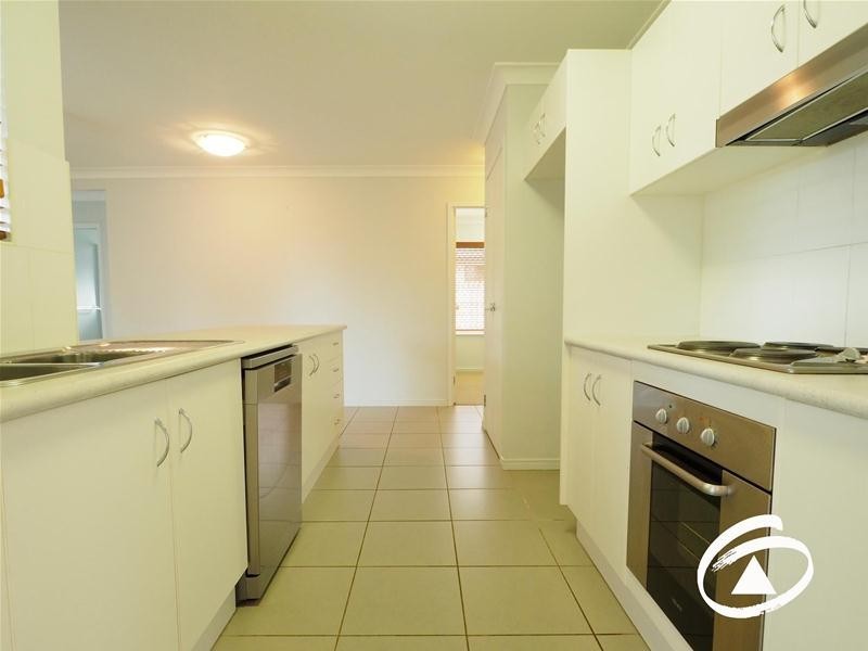 38 Phoenix Street, White Rock QLD 4868