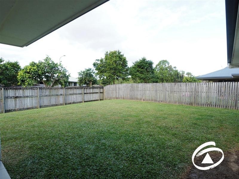 38 Phoenix Street, White Rock QLD 4868