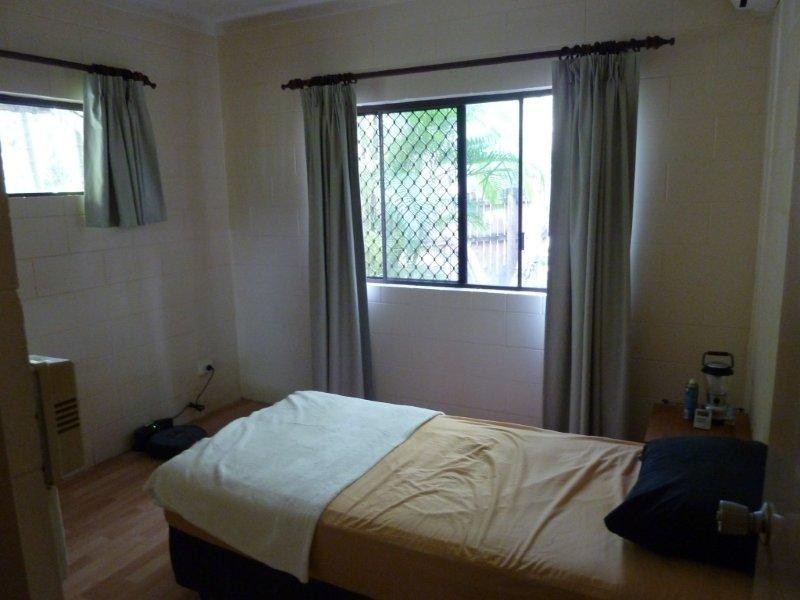 1/21-25 Cedar Road, Palm Cove QLD 4879