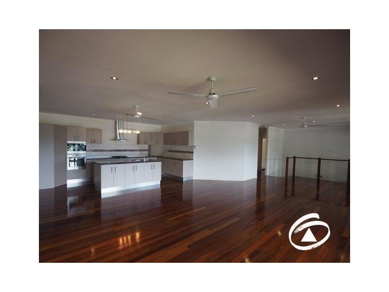 2 Barringtonia Close, Redlynch QLD 4870
