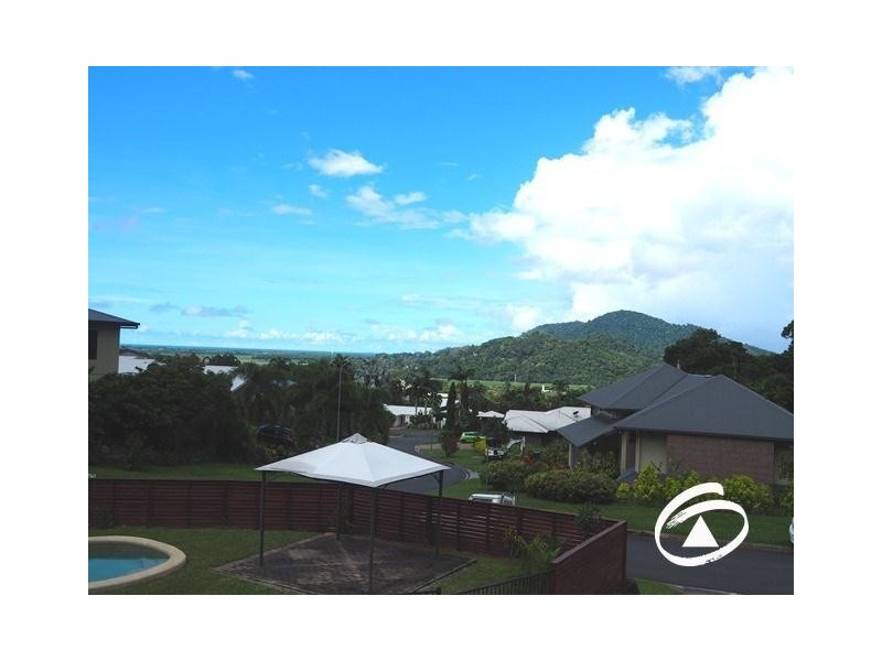 2 Barringtonia Close, Redlynch QLD 4870