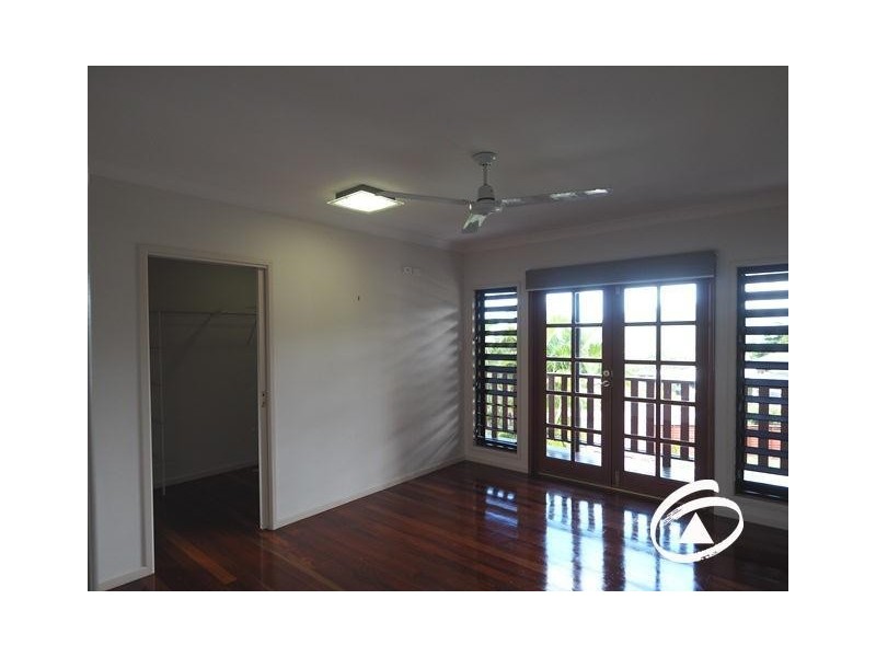 2 Barringtonia Close, Redlynch QLD 4870