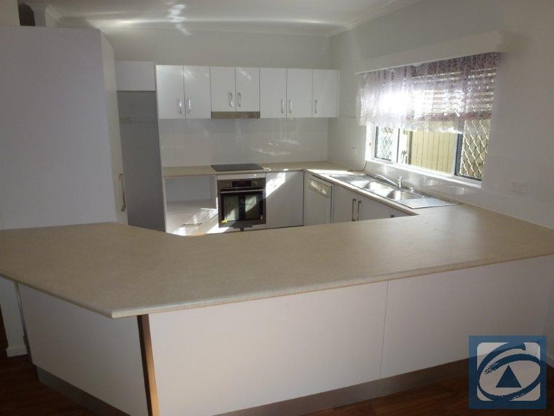 19 Satinash Close, Redlynch QLD 4870