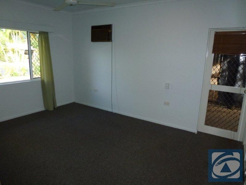 19 Satinash Close, Redlynch QLD 4870