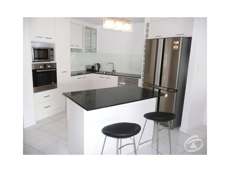 103/125-129 The  Esplanade, Cairns City QLD 4870