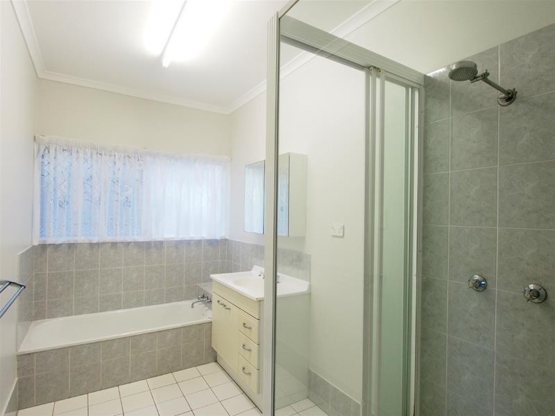 5 Whyandra Close, Mount Sheridan QLD 4868