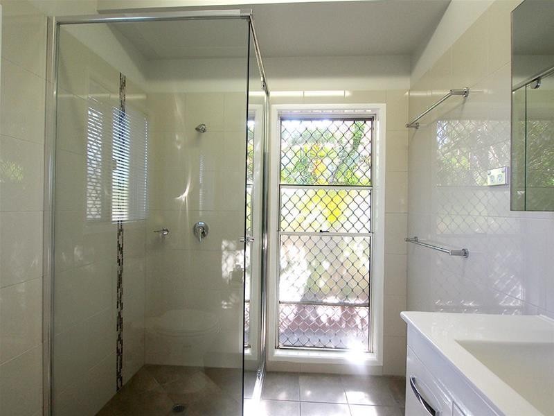 5 Whyandra Close, Mount Sheridan QLD 4868