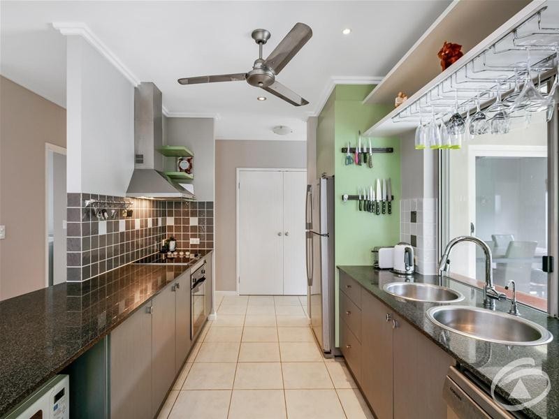 43 William Hickey Street, Redlynch QLD 4870