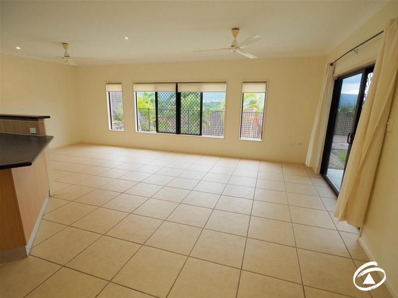 17 Findlay Street, Brinsmead QLD 4870