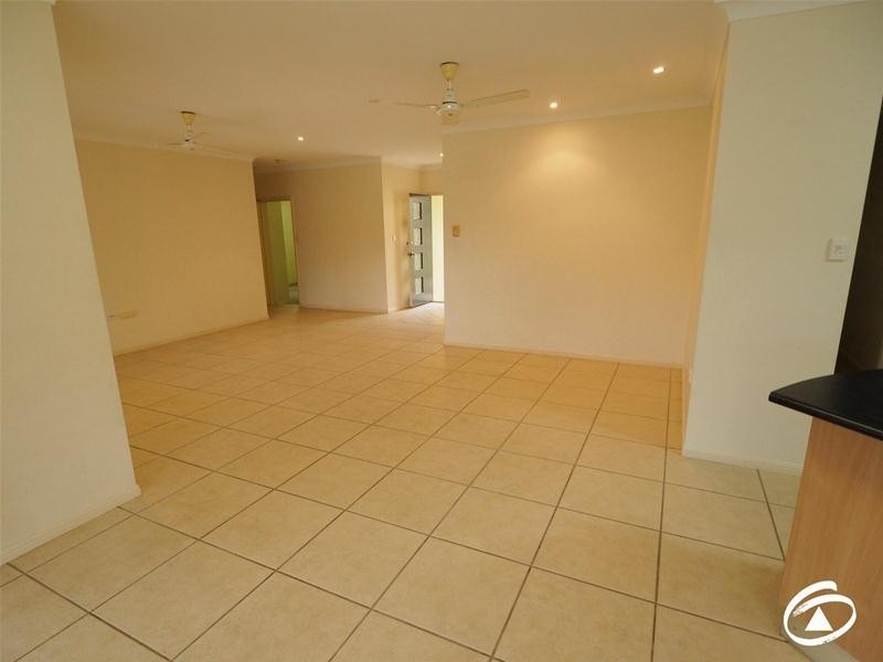 17 Findlay Street, Brinsmead QLD 4870