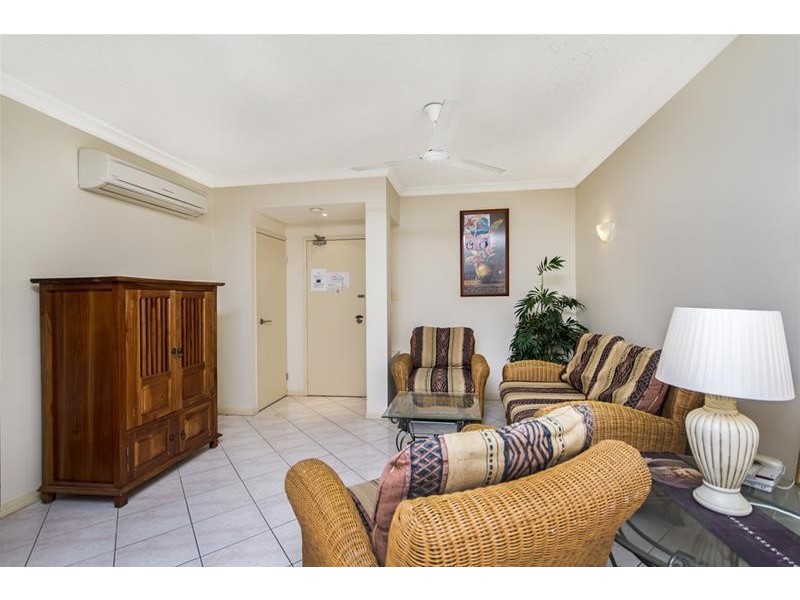 1621/373-379 McLeod Street, Cairns North QLD 4870