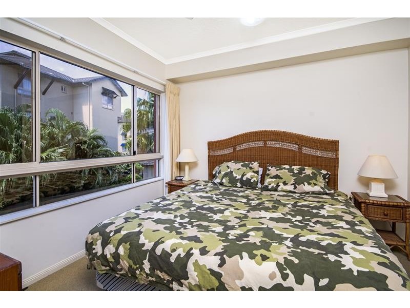 1621/373-379 McLeod Street, Cairns North QLD 4870