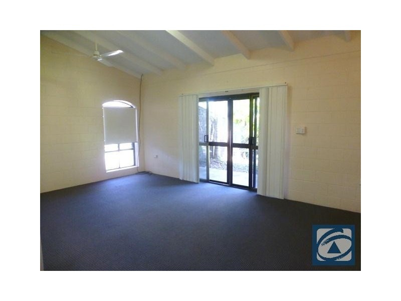 21 Leon Close, Brinsmead QLD 4870