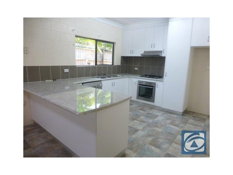 21 Leon Close, Brinsmead QLD 4870