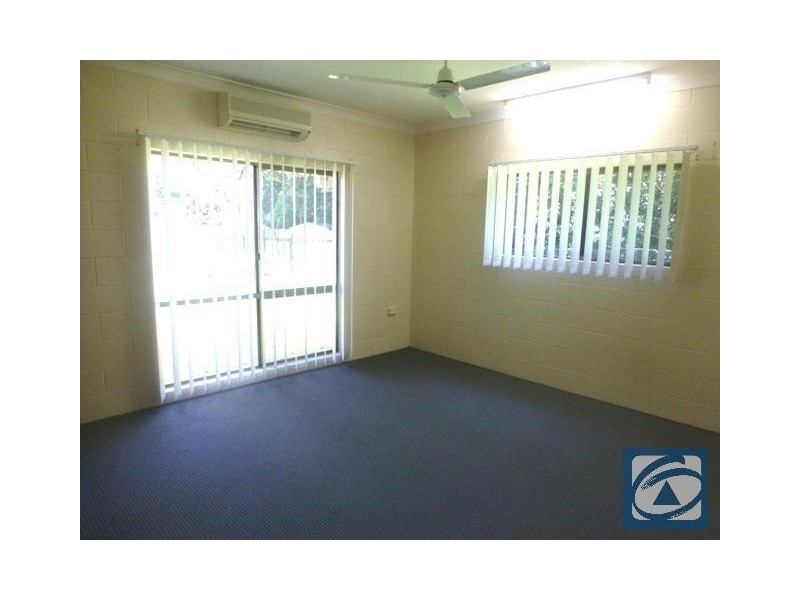 21 Leon Close, Brinsmead QLD 4870