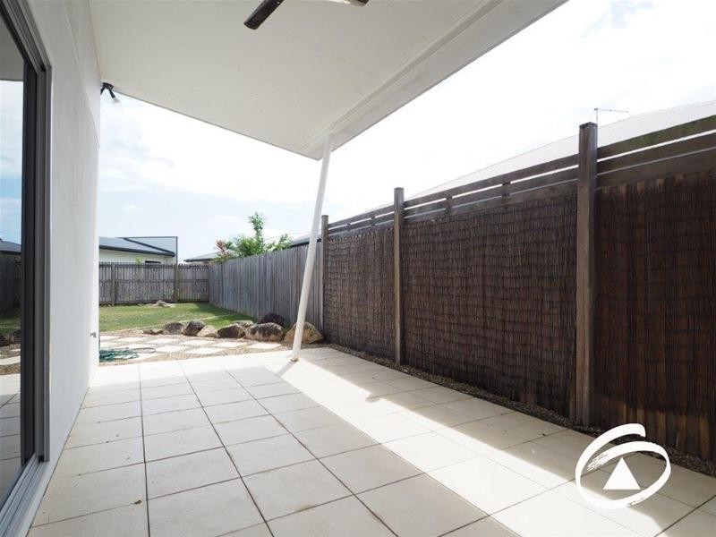 8 Icefire Quay, Trinity Park QLD 4879