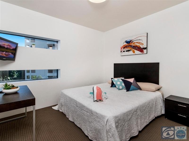 16/1 Marlin Parade, Cairns City QLD 4870